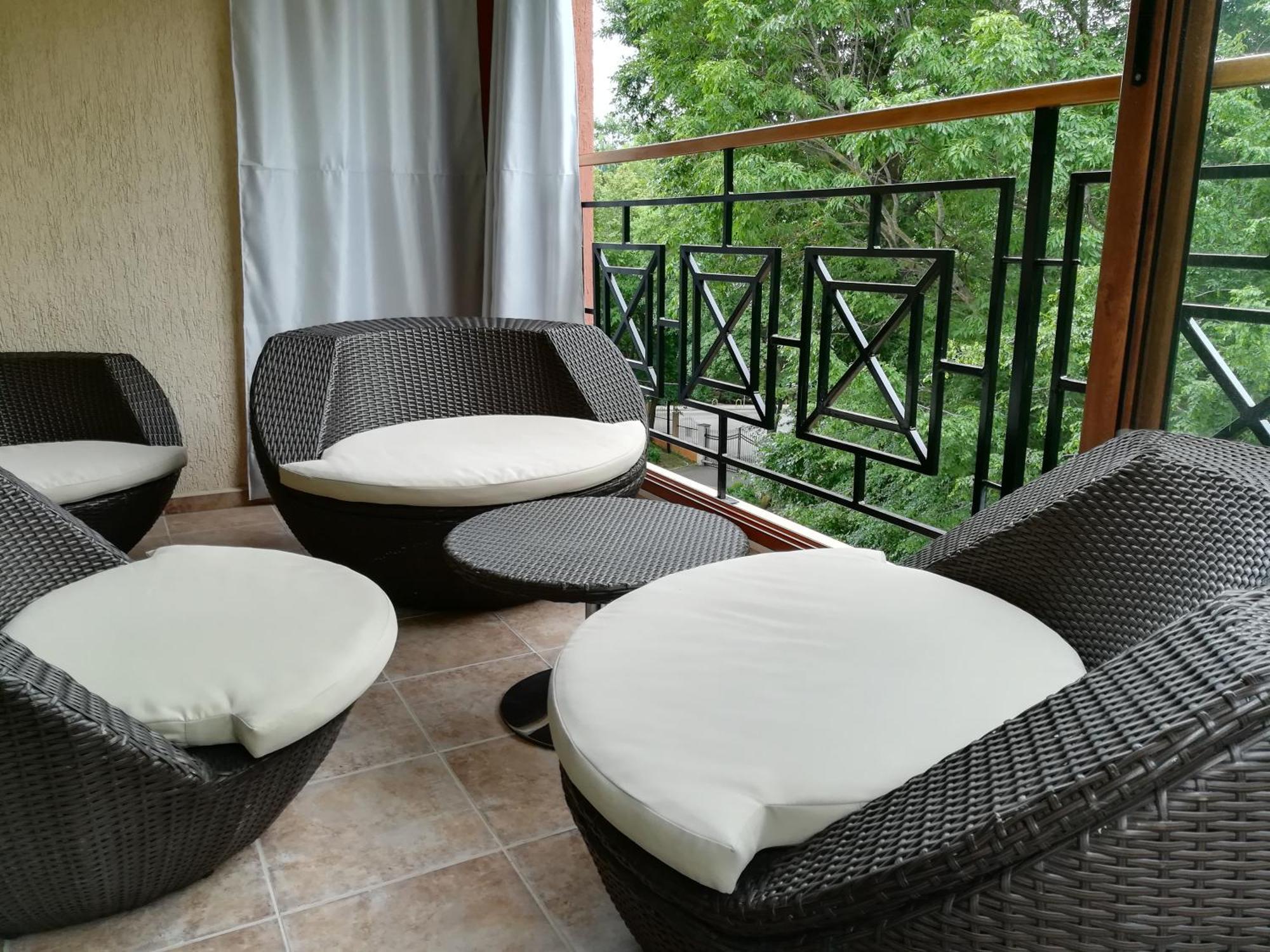 Sunrise Complex Apartments Златни пясъци Екстериор снимка